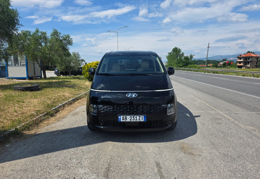 Hyundai Staria 2023